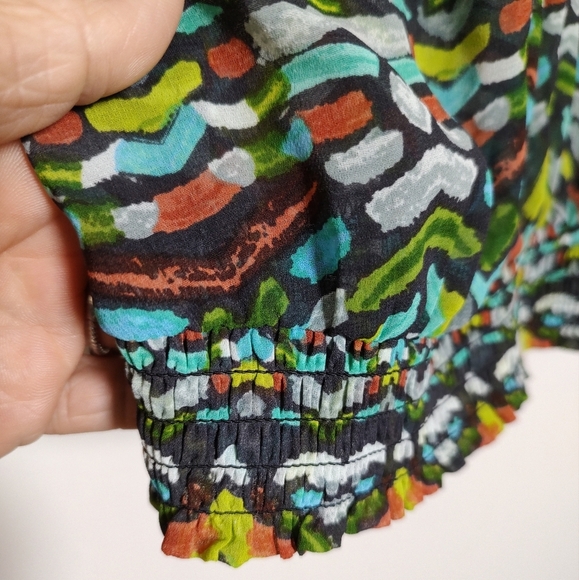 Daniel Rainn Vibrant Multicolor Patterned Women's Top - Picture 2 of 6